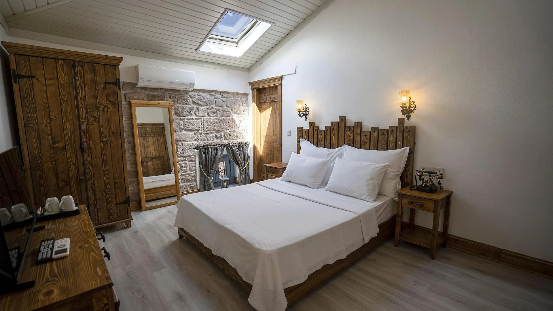 Villa Pietra Butik Otel Ayvalı 3*,